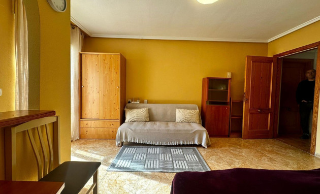 Herverkoop - Apartment - Torrevieja - Centro