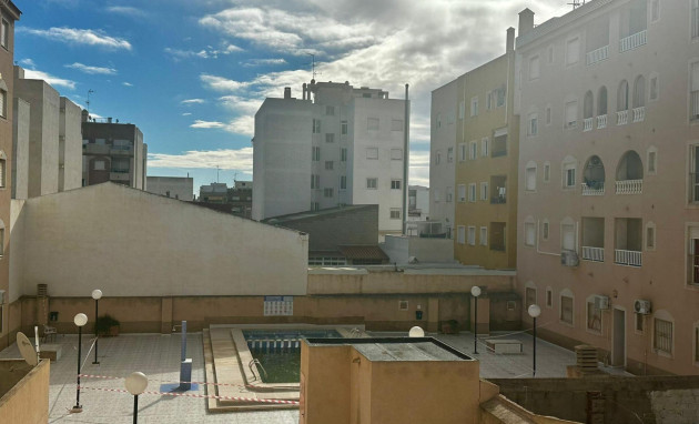 Herverkoop - Apartment - Torrevieja - Centro
