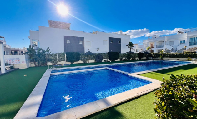Herverkoop - Bungalow - Gelijkvloers - Torrevieja - Aguas Nuevas
