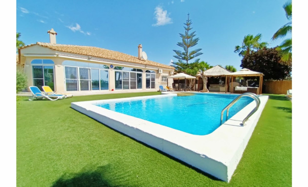 Herverkoop - Detached Villa - Gea Y Truyols - Urb Lo Santiago