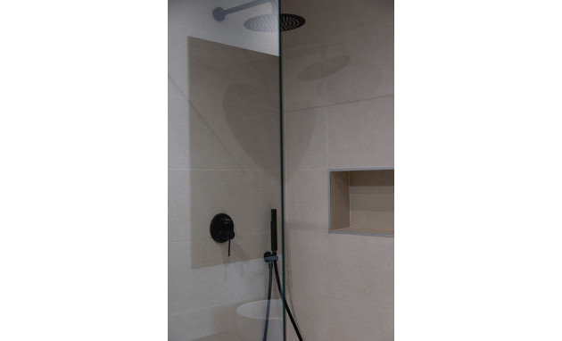 Resale - House - Dolores