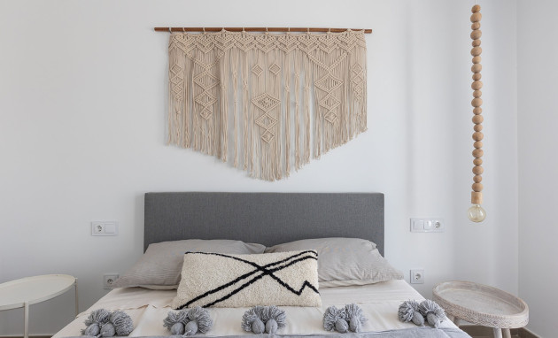 Resale - House - Dolores