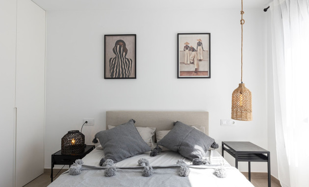 Resale - House - Dolores