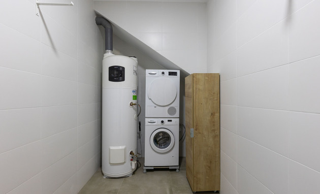 Resale - House - Dolores