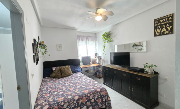 Resale - Apartment / Flat * - Los Montesinos *