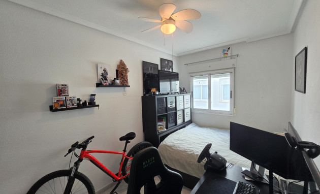 Resale - Apartment / Flat * - Los Montesinos *