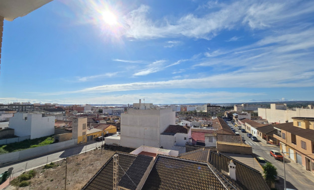 Resale - Apartment / Flat * - Los Montesinos *
