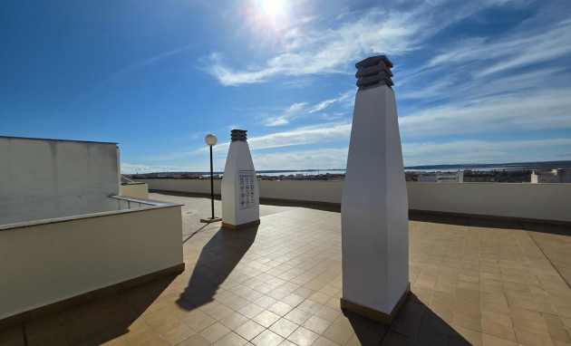 Resale - Apartment / Flat * - Los Montesinos *