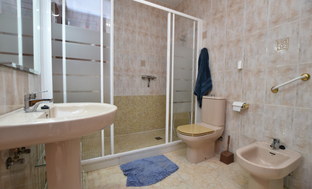 Herverkoop - House - Quad - Orihuela Costa - Playa Flamenca