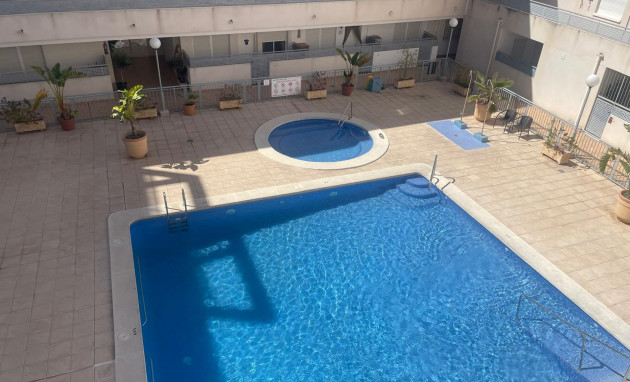 Revente - Apartment - Almoradí
