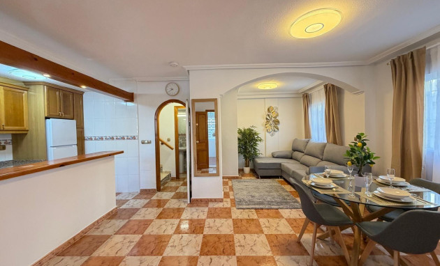 Herverkoop - Terraced house - Orihuela Costa - Las Filipinas