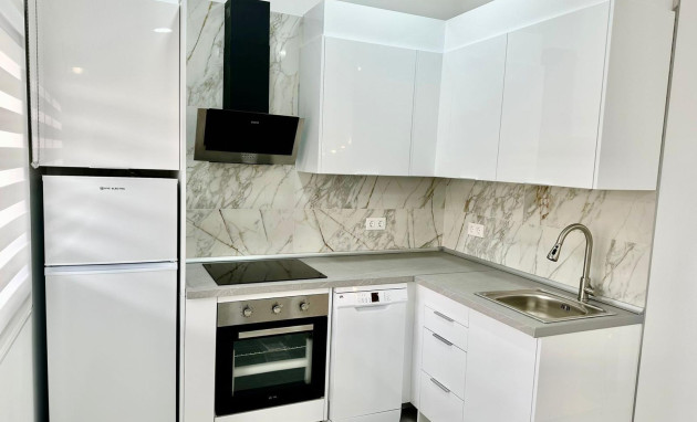 Herverkoop - Bungalow - Gelijkvloers - Torrevieja - Playa del cura