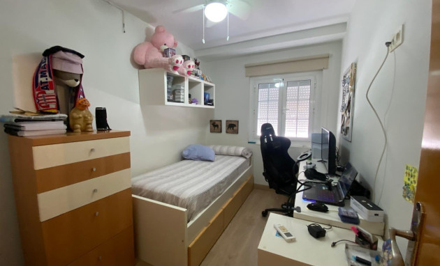 Herverkoop - Terraced house - Torrevieja - Playa de los Naufragos