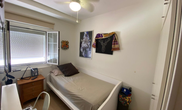 Herverkoop - Terraced house - Torrevieja - Playa de los Naufragos