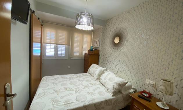 Herverkoop - Terraced house - Torrevieja - Playa de los Naufragos