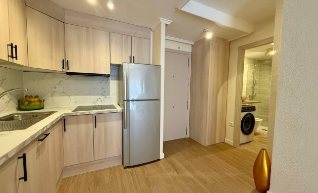 Reventa - Apartment - Torrevieja - Estacion de autobuses