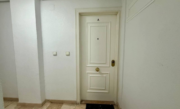 Reventa - Apartment - Torrevieja - Estacion de autobuses