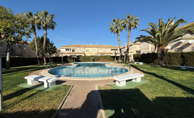 Herverkoop - Bungalow - Gelijkvloers - Torrevieja - Aguas Nuevas