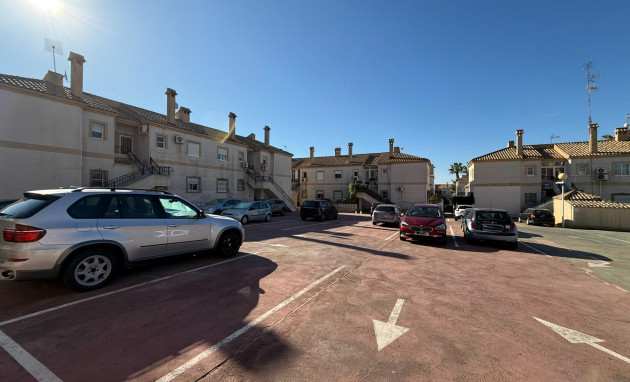 Herverkoop - Bungalow - Gelijkvloers - Torrevieja - Aguas Nuevas