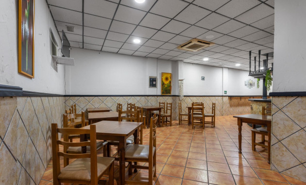 Herverkoop - Reclame - Torrevieja - Estacion de autobuses