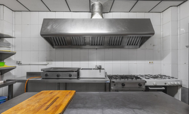 Herverkoop - Reclame - Torrevieja - Estacion de autobuses