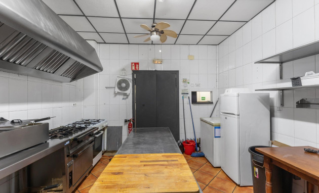 Herverkoop - Reclame - Torrevieja - Estacion de autobuses