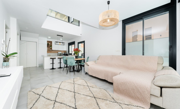 Herverkoop - Detached Villa - Los Montesinos - La Herrada