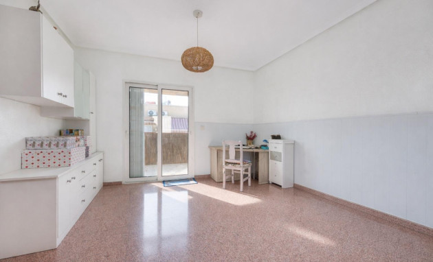 Herverkoop - Apartment - Torrevieja - Centro