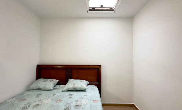 Herverkoop - Bungalow - Gelijkvloers - Torrevieja - Carrefour