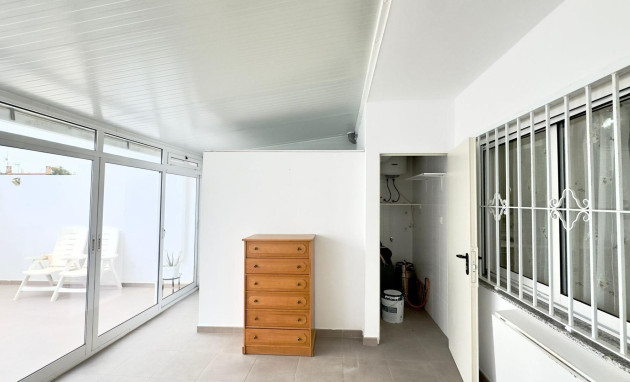 Herverkoop - Bungalow - Gelijkvloers - Torrevieja - Carrefour