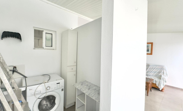 Herverkoop - Bungalow - Gelijkvloers - Torrevieja - Carrefour