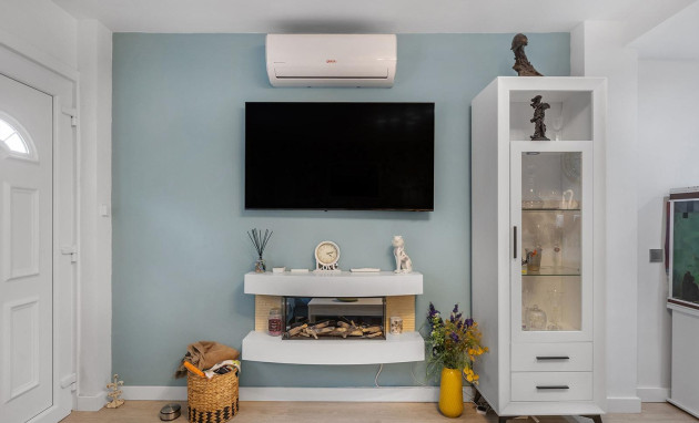 Herverkoop - Villa - Guardamar del Segura - Urbanizaciones