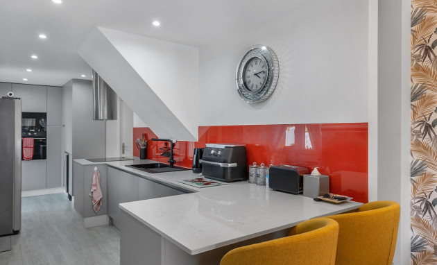 Herverkoop - Villa - Guardamar del Segura - Urbanizaciones