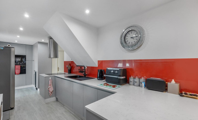 Herverkoop - Villa - Guardamar del Segura - Urbanizaciones