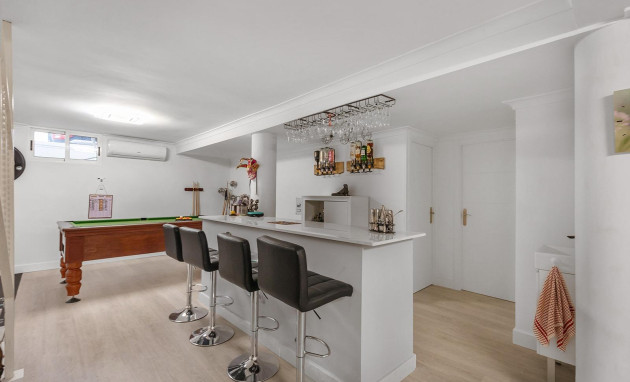 Herverkoop - Villa - Guardamar del Segura - Urbanizaciones