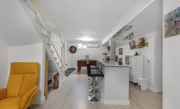 Herverkoop - Villa - Guardamar del Segura - Urbanizaciones