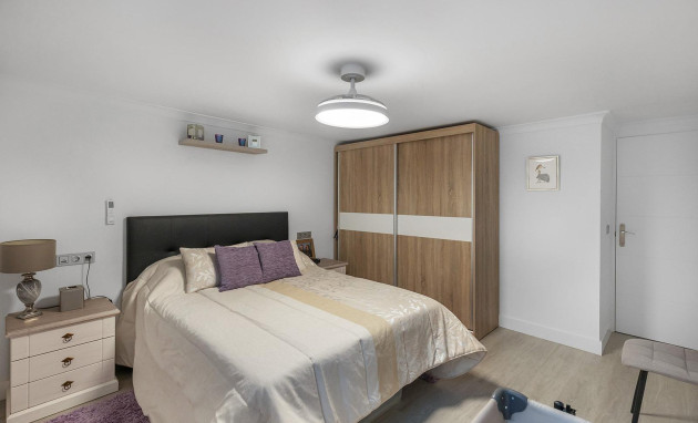 Herverkoop - Villa - Guardamar del Segura - Urbanizaciones