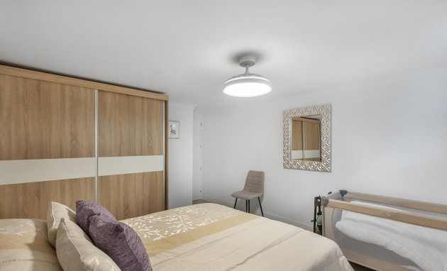 Herverkoop - Villa - Guardamar del Segura - Urbanizaciones