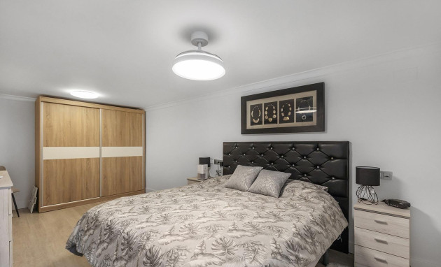 Herverkoop - Villa - Guardamar del Segura - Urbanizaciones