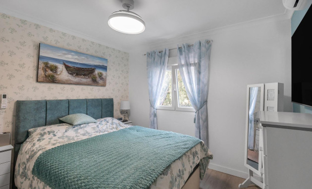 Herverkoop - Villa - Guardamar del Segura - Urbanizaciones