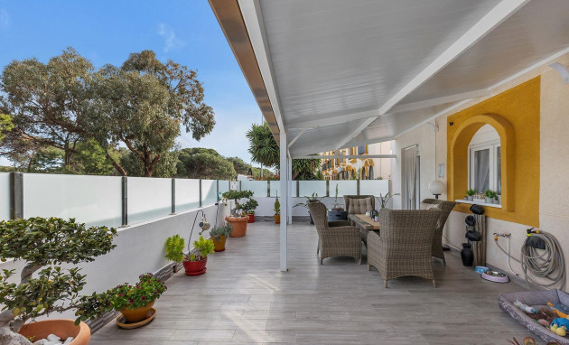 Herverkoop - Villa - Guardamar del Segura - Urbanizaciones