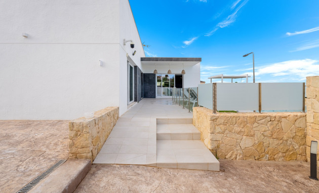 Herverkoop - Detached Villa - Algorfa - Lomas de La Juliana