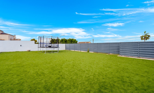 Herverkoop - Detached Villa - Algorfa - Lomas de La Juliana