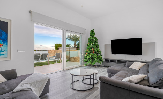 Herverkoop - Detached Villa - Algorfa - Lomas de La Juliana