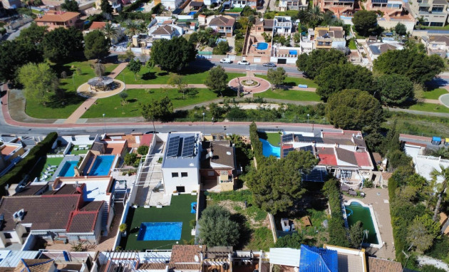 Resale - Villa - Torrevieja - Los balcones