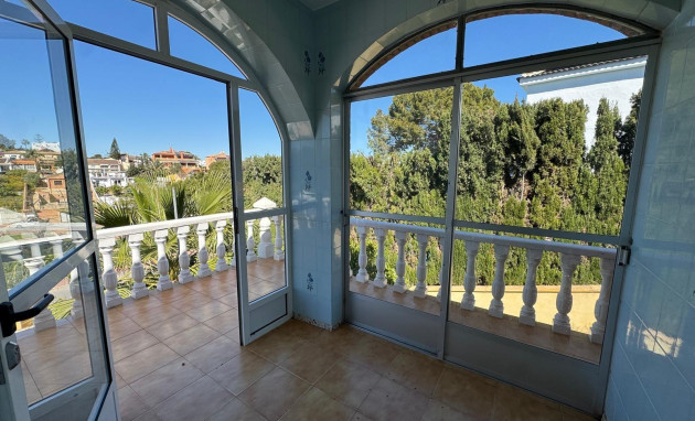 Resale - Villa - Torrevieja - Los balcones