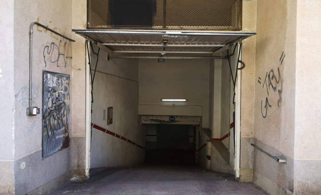 Herverkoop - Garage - Torrevieja - Playa de los locos