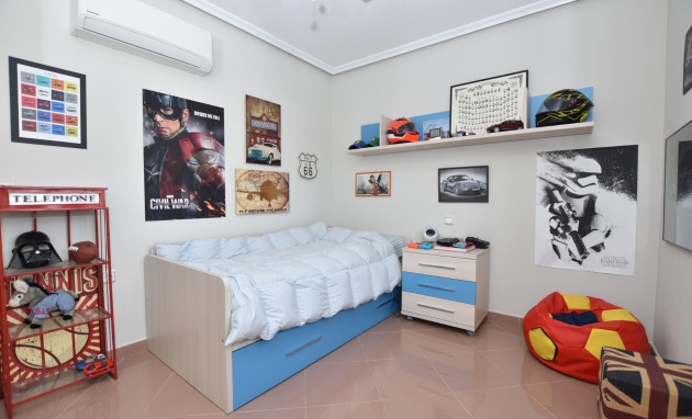 Herverkoop - Villa - Orihuela Costa - Los Dolses