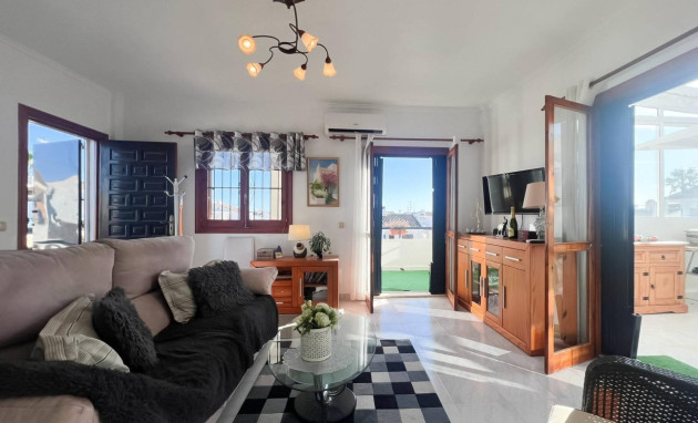 Herverkoop - Bungalow - Gelijkvloers - Torrevieja - Miramar - Torre del Moro