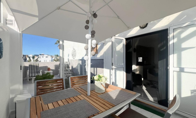 Herverkoop - Bungalow - Gelijkvloers - Torrevieja - Miramar - Torre del Moro